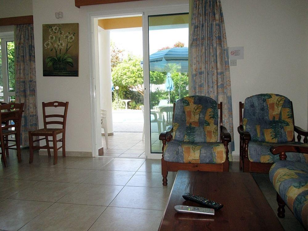 Rododafni Villas Klorakas Zewnętrze zdjęcie